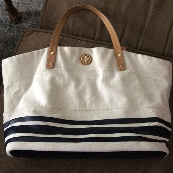 Tory Burch Handbags - Tory Burch tote